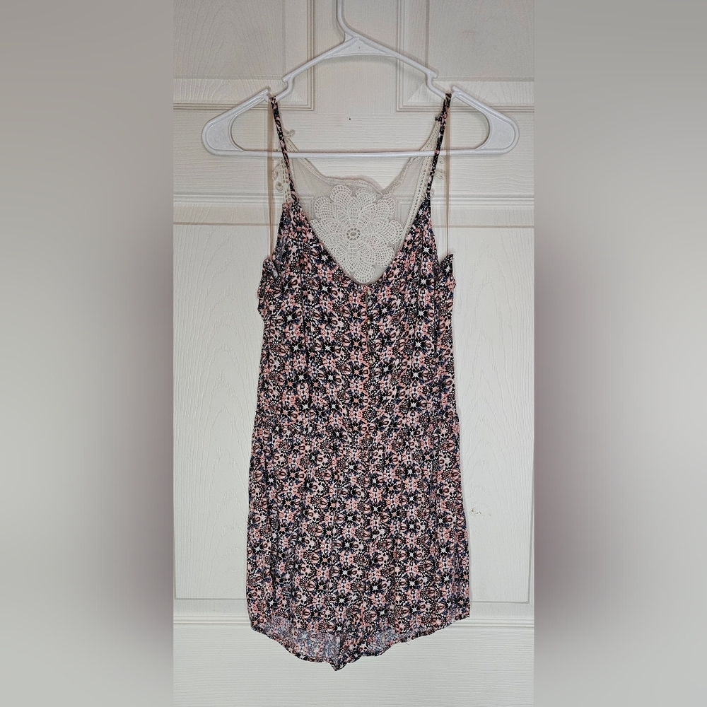 Rue21 Floral Romper Crochet Lace Back Spaghetti Straps - Size Medium